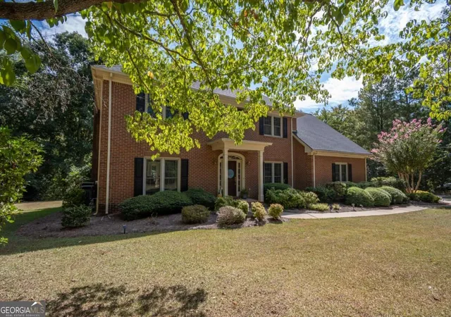 Photo 2 of Single family home for sale at 1250 Daandra Dr, Watkinsville, GA 30677 | MLS# 10844568 | Listing updated on 2026-09-11