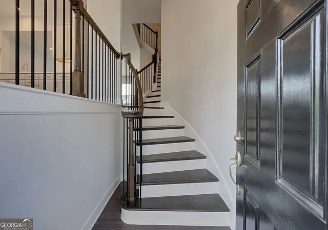 Photo 2 of Townhouse for sale at 327 Hudson Way, Woodstock, GA 30189 | MLS# 10838936 | Listing updated on 2026-09-17