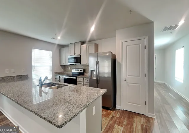 Photo 3 of Single family home for sale at 1092 Benfield Ridge W, Conyers, GA 30012 | MLS# 10848830 | Listing updated on 2026-10-08
