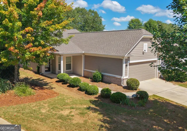 Photo 3 of Single family home for sale at 358 Sandy Springs Dr, Griffin, GA 30223 | MLS# 10841512 | Listing updated on 2026-09-21