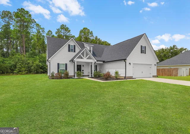 Photo 3 of Single family home for sale at 166 SE Baker Fld Ln, Ludowici, GA 31316 | MLS# 10830556 | Listing updated on 2026-09-04