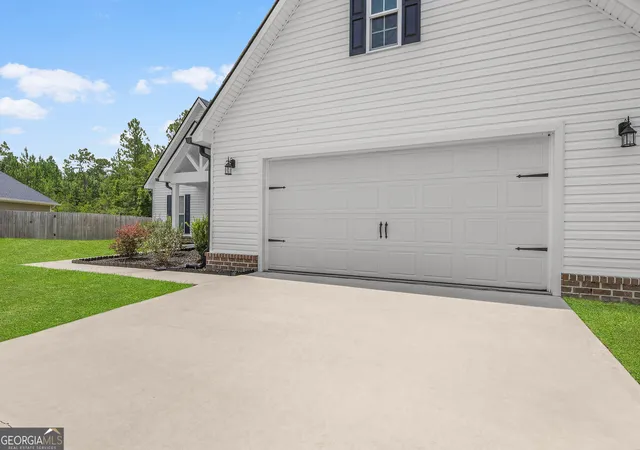 Photo 4 of Single family home for sale at 166 SE Baker Fld Ln, Ludowici, GA 31316 | MLS# 10830556 | Listing updated on 2026-09-04