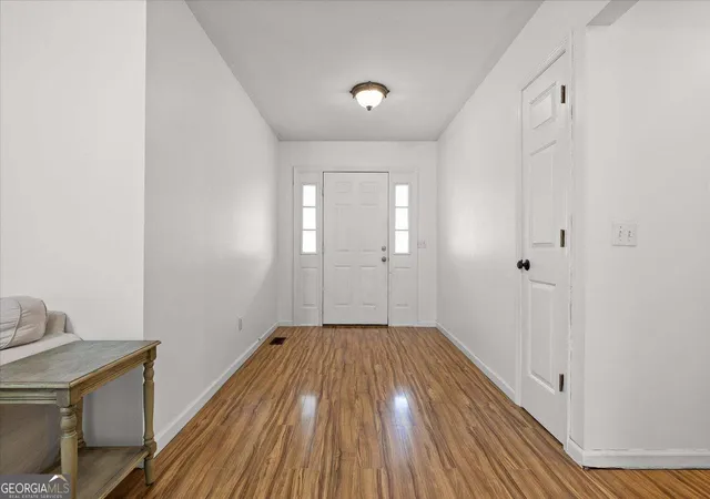Photo 4 of Single family home for sale at 4518 Kings Lake Ct, Chattanooga, TN 37416 | MLS# 10837915 | Listing updated on 2026-10-23