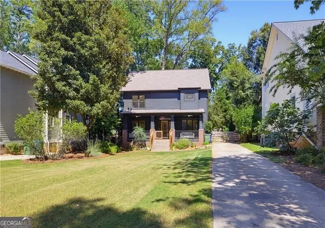 Photo 2 of Sale Pending at 1074 Mercer St Se, Atlanta, GA 30316 | MLS# 10846176 | Listing updated on 2026-09-29