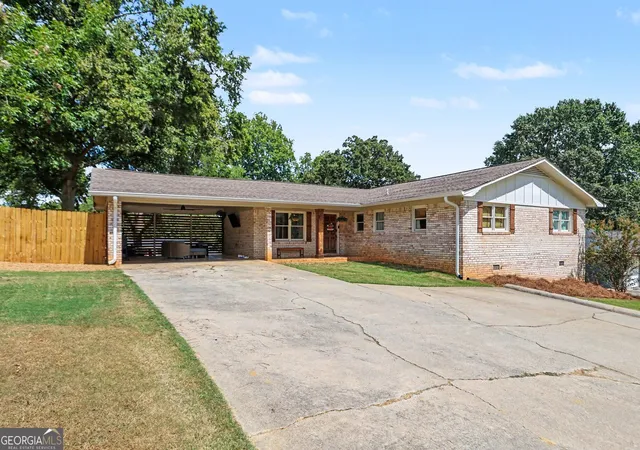 Photo 1 of Single family home for sale at 622 S Georgia Ave, Bremen, GA 30110 | MLS# 10846587 | Listing updated on 2026-10-04