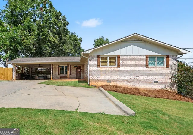 Photo 2 of Single family home for sale at 622 S Georgia Ave, Bremen, GA 30110 | MLS# 10846587 | Listing updated on 2026-10-04