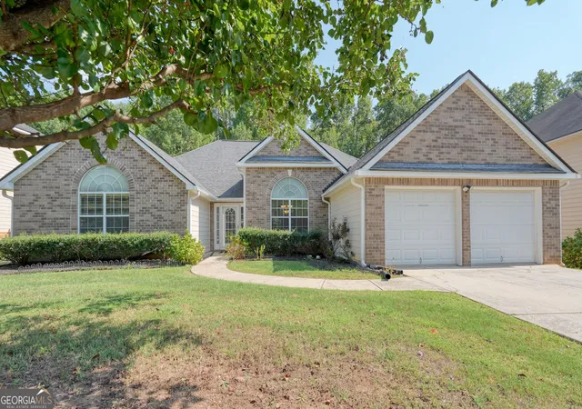 Photo 1 of Single family home for sale at 4177 Defoors Farm Dr, Powder Springs, GA 30127 | MLS# 10850843 | Listing updated on 2026-10-08