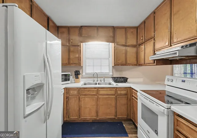 Photo 3 of Single family home for sale at 1624 Carriage Hills Dr, Griffin, GA 30224 | MLS# 10841851 | Listing updated on 2026-09-08