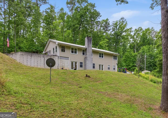 Photo 3 of Single family home for sale at 169 N Pinecrest Rd, Toccoa, GA 30577 | MLS# 10845184 | Listing updated on 2026-09-26