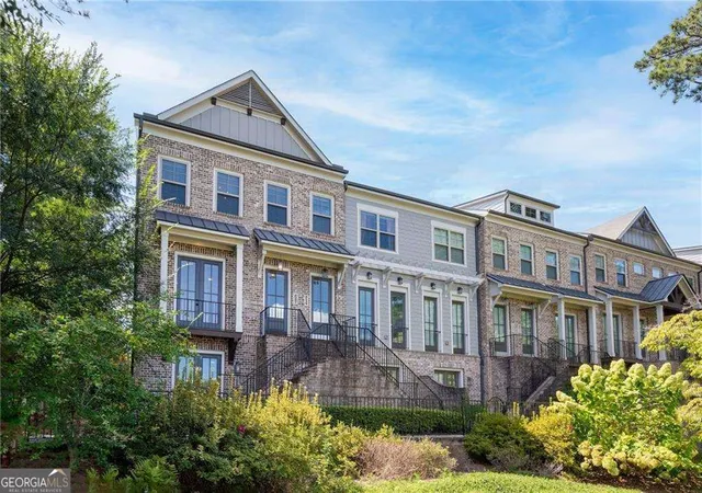 Photo 2 of Townhouse for sale at 3547 Parkside Way, Atlanta, GA 30319 | MLS# 10844309 | Listing updated on 2026-09-11