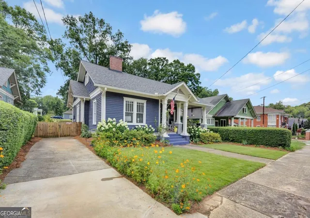 Photo 1 of Sale Pending at 1248 Lucile Ave Sw, Atlanta, GA 30310 | MLS# 10798971 | Listing updated on 2026-10-25