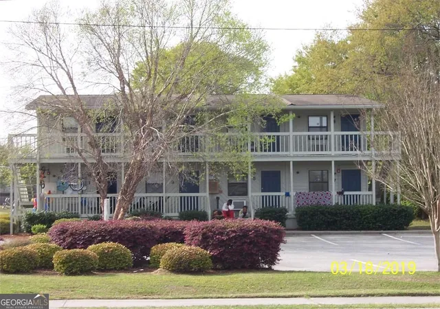 Photo 1 of Multi family home for sale at 125 Lanier Dr, Statesboro, GA 30458 | MLS# 10847685 | Listing updated on 2026-09-17