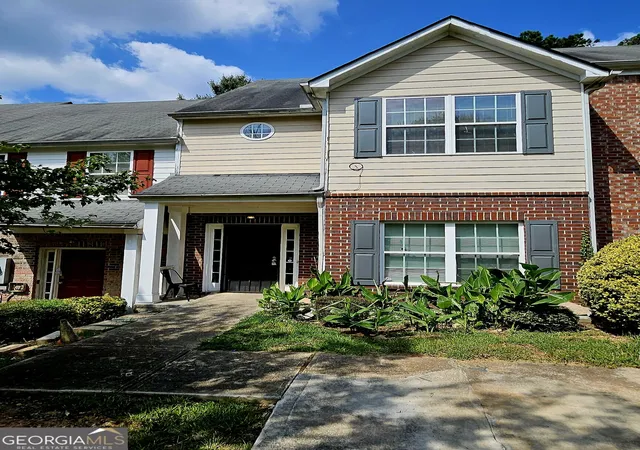 Photo 1 of Townhouse for sale at 375 Brookview Dr, Riverdale, GA 30274 | MLS# 10850491 | Listing updated on 2026-10-05