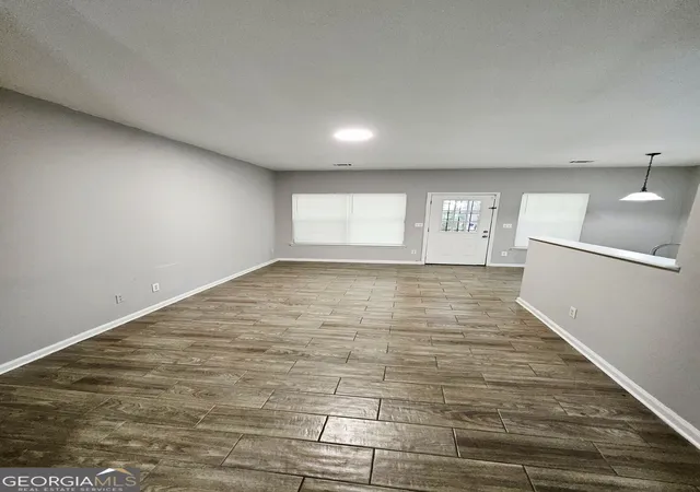 Photo 3 of Townhouse for sale at 375 Brookview Dr, Riverdale, GA 30274 | MLS# 10850491 | Listing updated on 2026-10-05