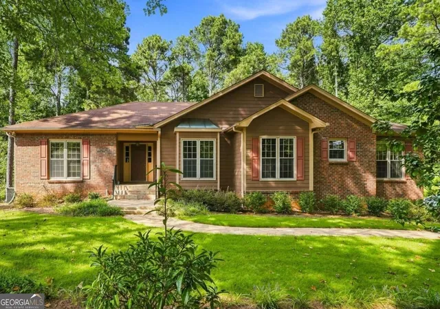 Photo 3 of Single family home for sale at 6100 Fords Rd Nw, Acworth, GA 30101 | MLS# 10844072 | Listing updated on 2026-09-11