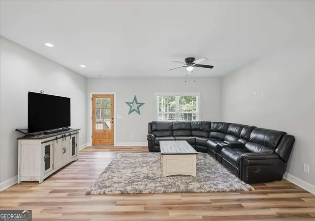 Photo 3 of Single family home for sale at 1632 New Rosedale Rd Ne, Armuchee, GA 30105 | MLS# 10843678 | Listing updated on 2026-09-24