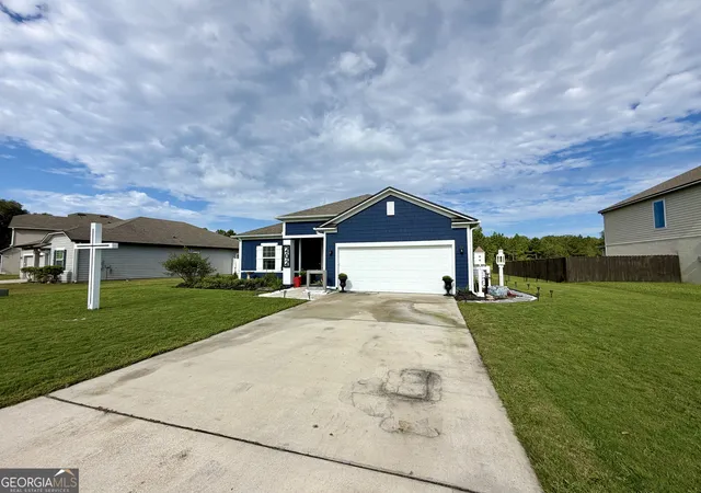 Photo 1 of Single family home for sale at 202 Pistachio Ln, Kingsland, GA 31548 | MLS# 10850132 | Listing updated on 2026-10-05