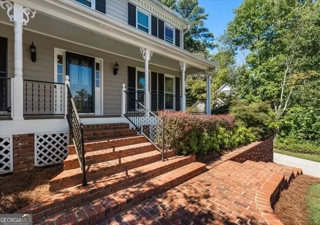 Photo 3 of Single family home for sale at 147 Lakeside Dr Nw, Kennesaw, GA 30144 | MLS# 10843965 | Listing updated on 2026-09-24