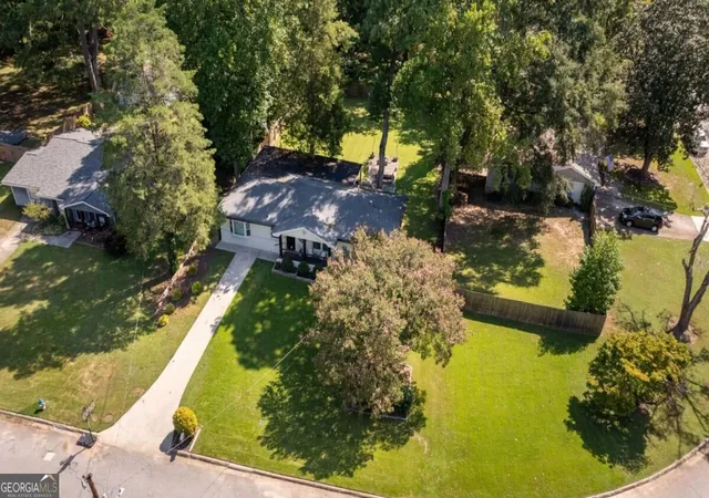 Photo 2 of Single family home for sale at 3202 Highland Dr Se, Smyrna, GA 30080 | MLS# 10844281 | Listing updated on 2026-09-11