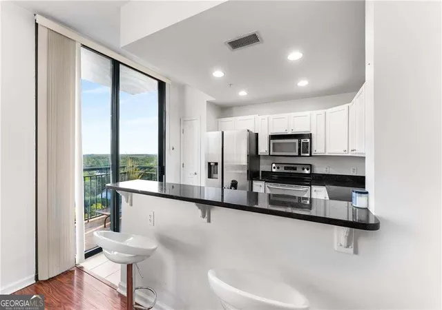 Photo 2 of Single family home for sale at 3040 Peachtree Rd #1205, Atlanta, GA 30305 | MLS# 10846125 | Listing updated on 2026-09-29
