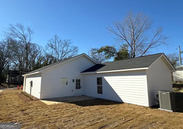 Photo 23 of Sale Pending at 405 E Chappell St, Griffin, GA 30223 | MLS# 10844206 | Listing updated on 2026-09-11