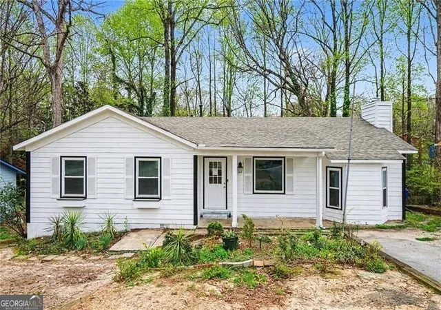 Photo 1 of Single family home for sale at 400 Hemlock Dr, Lawrenceville, GA 30046 | MLS# 10830808 | Listing updated on 2026-09-08