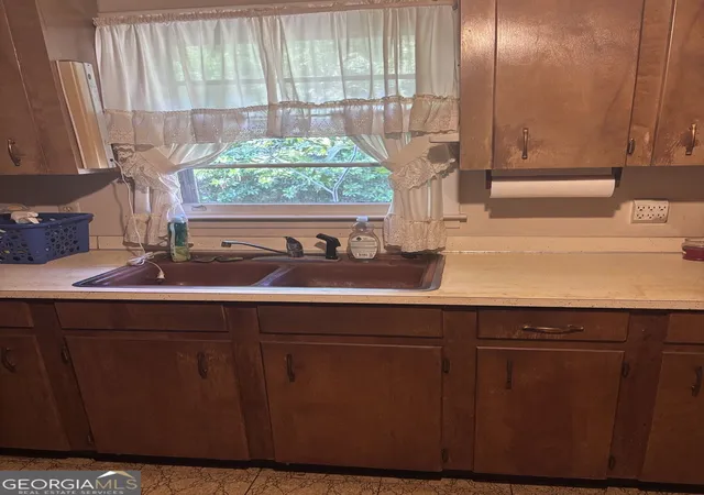 Photo 2 of Sale Pending at 97 Karen Ct, Warner Robins, GA 31088 | MLS# 10850045 | Listing updated on 2026-09-25