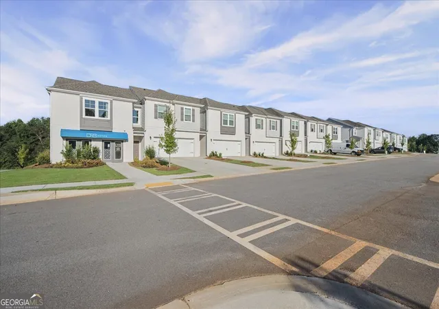 Photo 2 of Townhouse for sale at 325 Heavenly Holw Pl, Mcdonough, GA 30253 | MLS# 10849375 | Listing updated on 2026-10-02