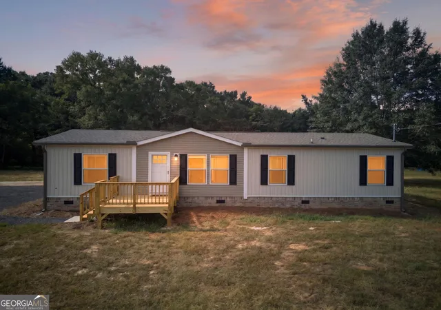 Photo 1 of Manufactured home for sale at 3795 S 100 Highway, Bowdon, GA 30108 | MLS# 10845291 | Listing updated on 2026-10-06