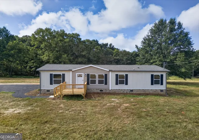Photo 2 of Manufactured home for sale at 3795 S 100 Highway, Bowdon, GA 30108 | MLS# 10845291 | Listing updated on 2026-10-06