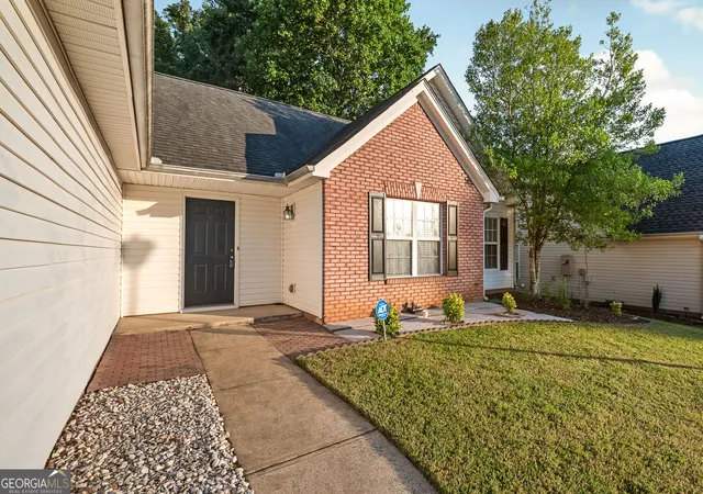 Photo 3 of Single family home for sale at 2260 Carlysle Cvs Dr, Lawrenceville, GA 30044 | MLS# 10840004 | Listing updated on 2026-09-18