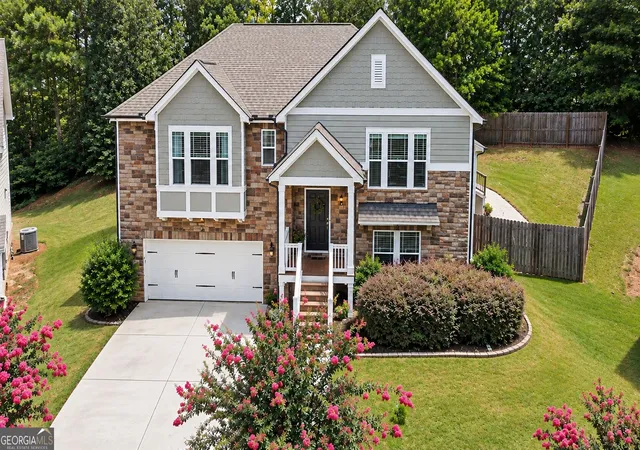 Photo 1 of Single family home for sale at 4894 Clarkstone Dr, Flowery Branch, GA 30542 | MLS# 10808370 | Listing updated on 2026-09-11