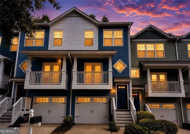 Photo 2 of Townhouse for sale at 1305 Liberty Pkwy Nw, Atlanta, GA 30318 | MLS# 10824679 | Listing updated on 2026-09-13