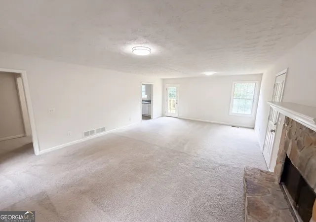 Photo 3 of Single family home for sale at 1179 Horsley Ml Rd, Carrollton, GA 30116 | MLS# 10846016 | Listing updated on 2026-09-26