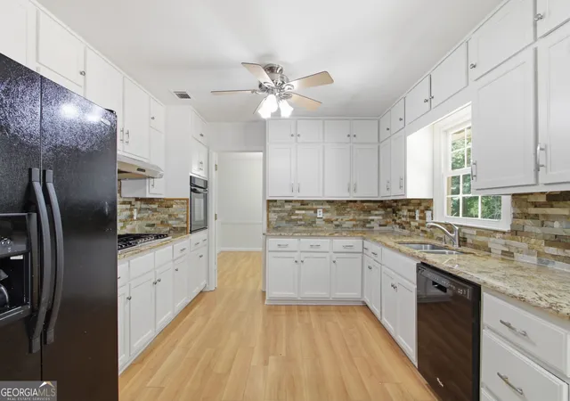 Photo 2 of Single family home for sale at 3662 Sweet Briar Ln Se, Conyers, GA 30094 | MLS# 10846008 | Listing updated on 2026-09-28