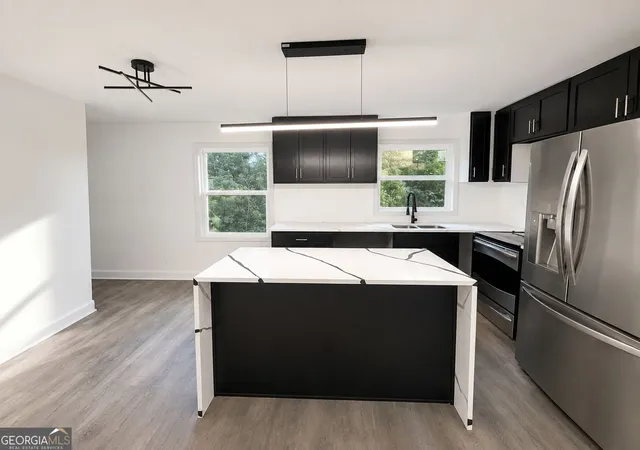 Photo 3 of Single family home for sale at 1087 Redford Dr SE, Atlanta, GA 30315 | MLS# 10842521 | Listing updated on 2026-09-23