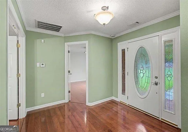 Photo 4 of Single family home for sale at 476 Providence Dr, Canton, GA 30115 | MLS# 10830623 | Listing updated on 2026-10-10