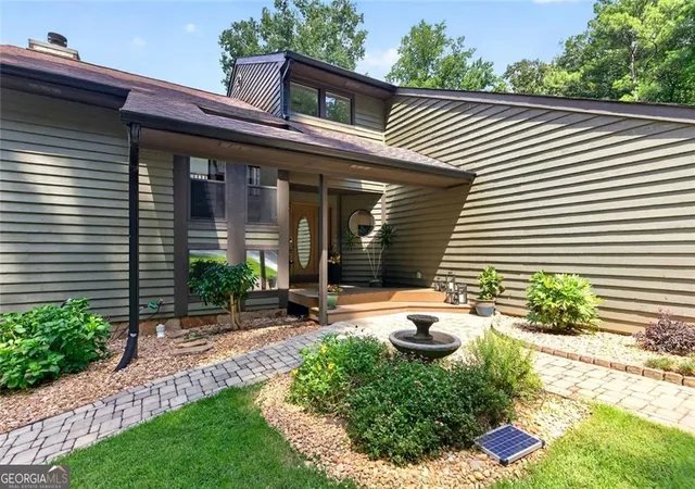 Photo 2 of Single family home for sale at 534 Adams Rd, Fayetteville, GA 30214 | MLS# 10839810 | Listing updated on 2026-09-08