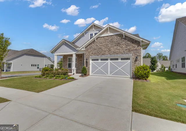 Photo 3 of Single family home for sale at 93 Clb Cresswind Dr, Newnan, GA 30263 | MLS# 10849339 | Listing updated on 2026-10-02