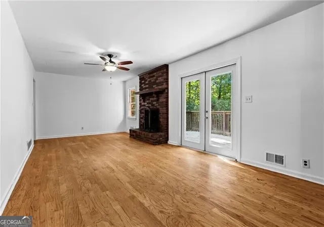 Photo 3 of Single family home for sale at 1360 Mclendon Dr, Decatur, GA 30033 | MLS# 10843174 | Listing updated on 2026-09-10