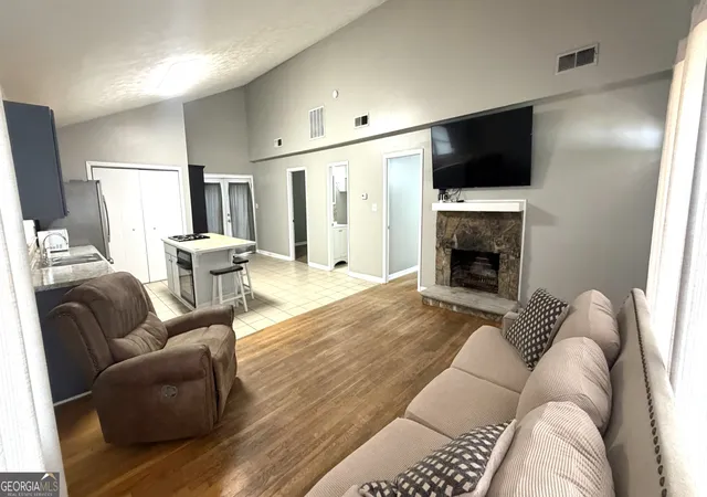Photo 3 of Single family home for sale at 386 Chestnut Dr SE, Social Circle, GA 30025 | MLS# 10843532 | Listing updated on 2026-09-10