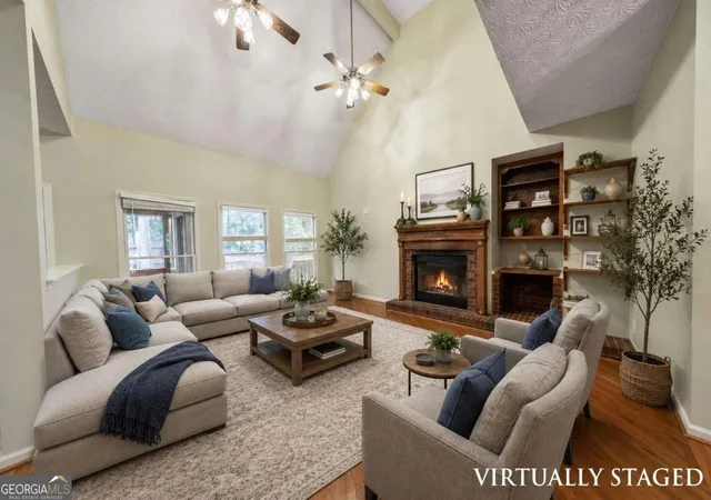 Photo 4 of Single family home for sale at 2051 E Piedmont Rd, Marietta, GA 30062 | MLS# 10804958 | Listing updated on 2026-09-10