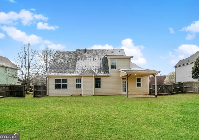 Photo 3 of Single family home for sale at 44 Colonial Cir Nw, Cartersville, GA 30120 | MLS# 10847288 | Listing updated on 2026-10-02