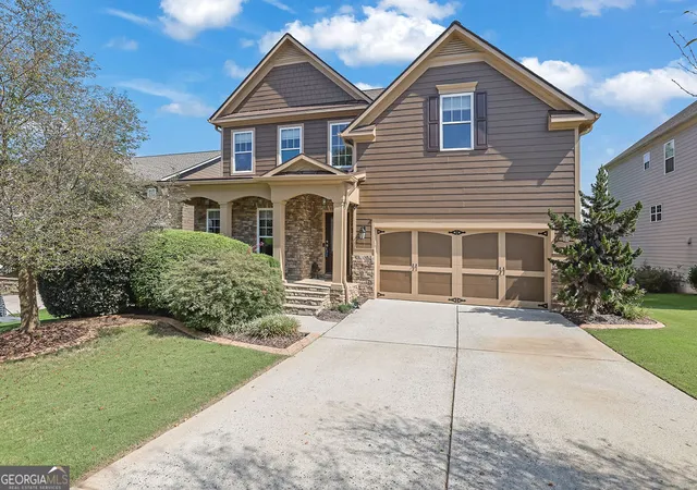 Photo 1 of Single family home for sale at 4505 Hedgewood Dr, Cumming, GA 30041 | MLS# 10841315 | Listing updated on 2026-09-14