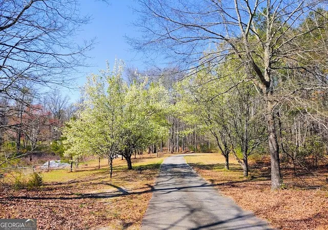Photo 2 of Single family home for sale at 400 Herrell Rd, Villa Rica, GA 30180 | MLS# 10798003 | Listing updated on 2026-09-24