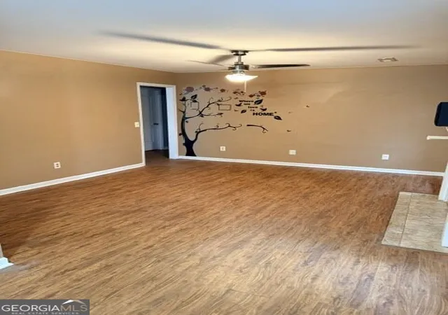 Photo 3 of Single family home for sale at 901 Brighton Way, Pooler, GA 31322 | MLS# 10850646 | Listing updated on 2026-10-06