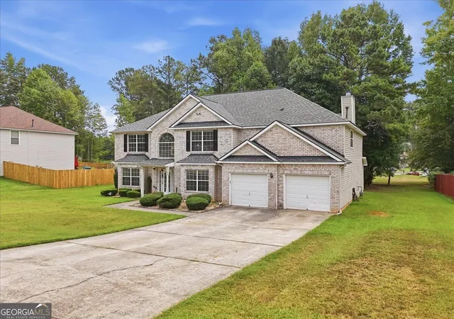 Photo 3 of Single family home for sale at 145 Madisyn Dr, Hampton, GA 30228 | MLS# 10851236 | Listing updated on 2026-10-06