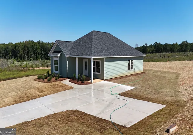 Photo 2 of Sale Pending at 844 Primrose Circle, Greenville, GA 30222 | MLS# 10796142 | Listing updated on 2026-09-23