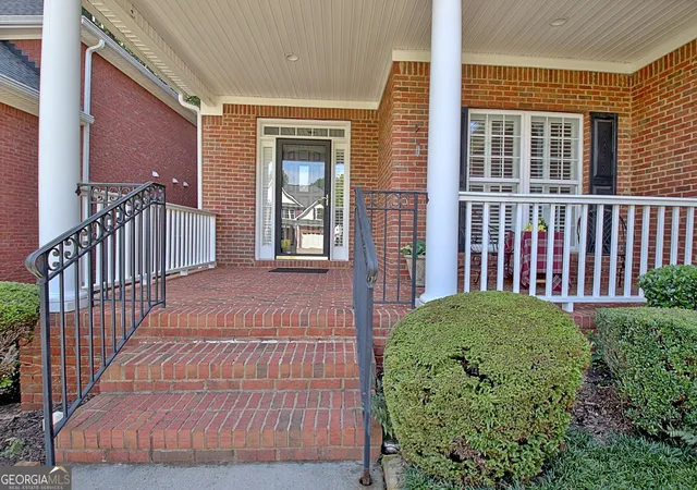 Photo 2 of Single family home for sale at 216 Ashton Park, Peachtree City, GA 30269 | MLS# 10847237 | Listing updated on 2026-09-30