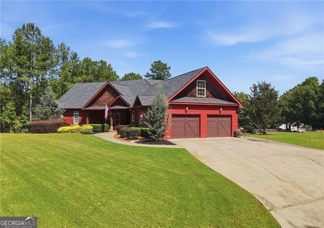 Photo 3 of Single family home for sale at 571 Mulberry Rd, Winder, GA 30680 | MLS# 10843370 | Listing updated on 2026-09-25